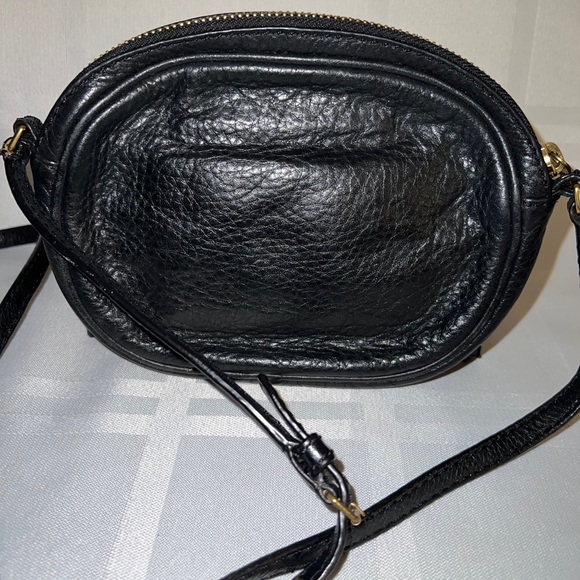 MARC BY MARC JACOBS classic workwear crossbody adjustable purse. - Picture 4 of 8